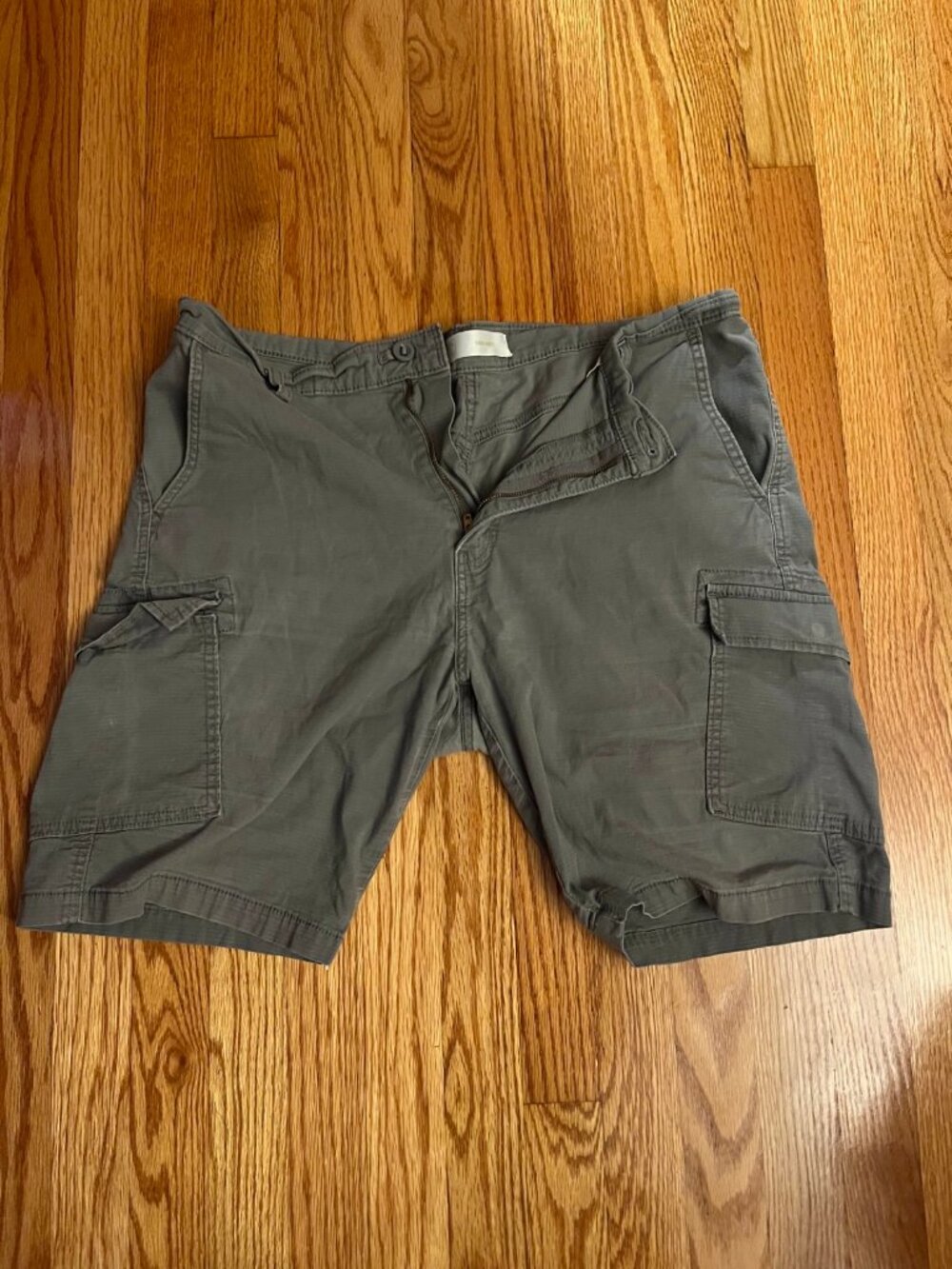 Levis Signature Mens 36 Cargo Shorts Gray